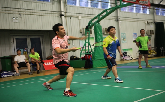 丰满区高山滑雪、单板滑雪平行回转公开赛成功举办(图1)
